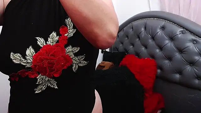 angellyhorny online show from April 5, 2026, 9:32 pm