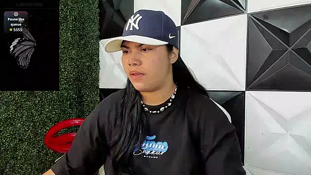 Snapshot of melany_rouse18 chatting on March 16, 2026, 1:24 am melany rouse18 online show from March 16, 2026, 1:24 am