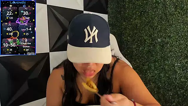 Snapshot of melany_rouse18 chatting on November 9, 2025, 7:51 pm melany rouse18 online show from November 9, 2025, 7:51 pm