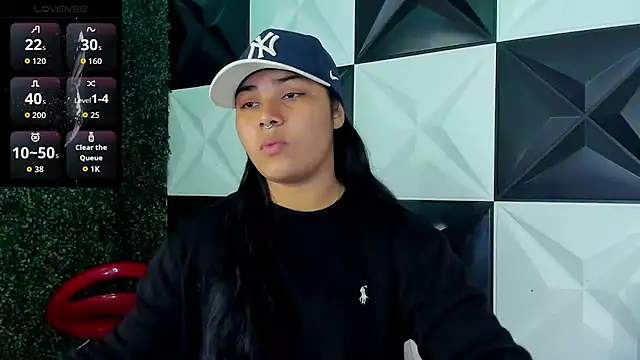 Snapshot of melany_rouse18 chatting on March 11, 2026, 2:05 am melany rouse18 online show from March 11, 2026, 2:05 am