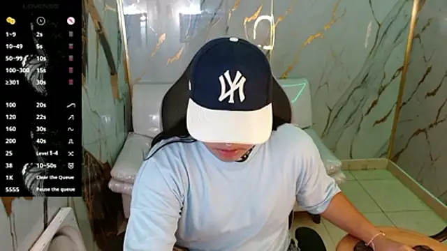 Snapshot of melany_rouse18 chatting on March 22, 2026, 1:23 pm melany rouse18 online show from March 22, 2026, 1:23 pm