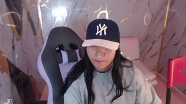 Snapshot of melany_rouse18 chatting on November 11, 2025, 1:50 pm melany rouse18 online show from November 11, 2025, 1:50 pm