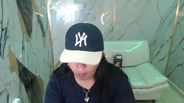 Snapshot of melany_rouse18 chatting on November 18, 2025, 11:35 am melany rouse18 online show from November 18, 2025, 11:35 am