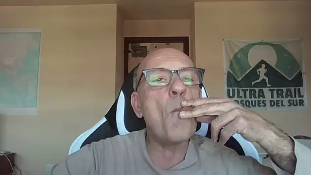 llopaco online show from April 26, 2026, 12:13 pm