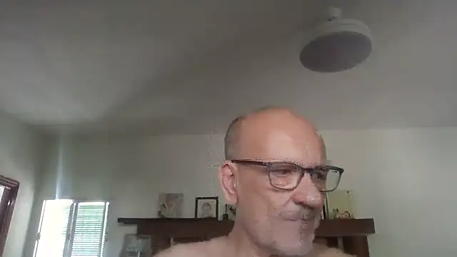 Snapshot of llopaco chatting on August 5, 2026, 1:05 pm llopaco online show from August 5, 2026, 1:05 pm