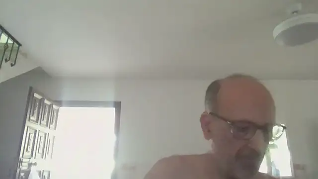 Snapshot of llopaco chatting on July 2, 2026, 12:00 pm llopaco online show from July 2, 2026, 12:00 pm