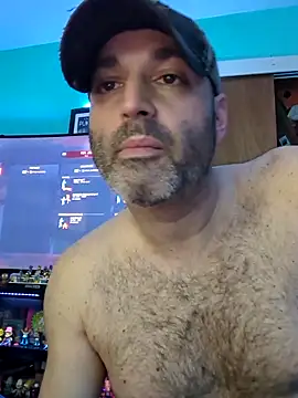 Snapshot of Novabear6996 chatting on April 15, 2026, 3:23 am Novabear6996 online show from April 15, 2026, 3:23 am
