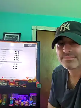 Snapshot of Novabear6996 chatting on May 12, 2026, 6:03 pm Novabear6996 online show from May 12, 2026, 6:03 pm