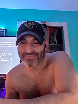 Snapshot of Novabear6996 chatting on May 11, 2026, 7:10 am Novabear6996 online show from May 11, 2026, 7:10 am