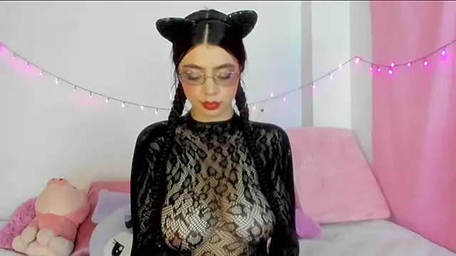 Snapshot of Danna_Myst chatting on October 21, 2025, 10:20 pm Danna Myst online show from October 21, 2025, 10:20 pm