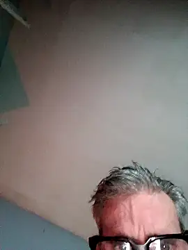 Snapshot of Billgreen69 chatting on November 18, 2025, 7:17 pm Billgreen69 online show from November 18, 2025, 7:17 pm