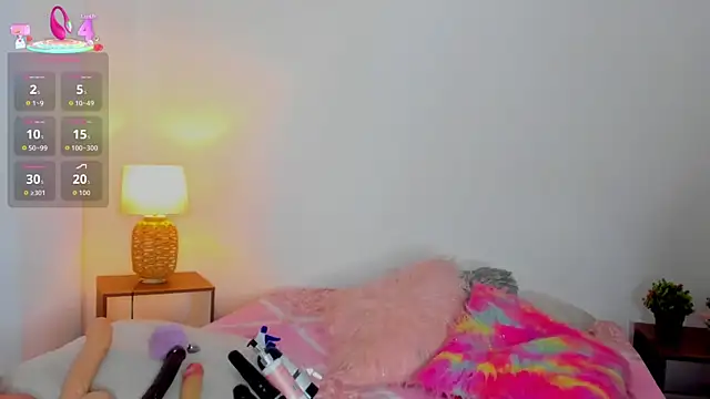 Snapshot of naomy_68 chatting on September 11, 2025, 3:17 am naomy 68 online show from September 11, 2025, 3:17 am