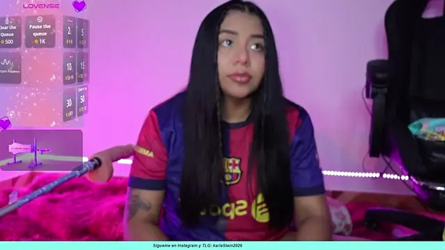 Snapshot of Karla_Stein2025 chatting on April 19, 2026, 11:51 pm Karla Stein2025 online show from April 19, 2026, 11:51 pm