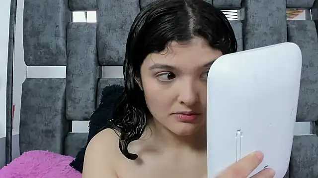 Snapshot of ARTEMISAKIM chatting on October 30, 2025, 5:21 pm ARTEMISAKIM online show from October 30, 2025, 5:21 pm