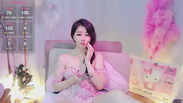 adelamiller online show from March 12, 2026, 7:34 am