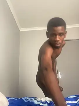 Flamingomu online show from April 28, 2026, 7:57 am