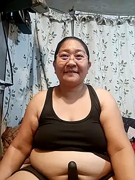 Snapshot of hotchubby88 chatting on November 17, 2025, 10:41 am hotchubby88 online show from November 17, 2025, 10:41 am