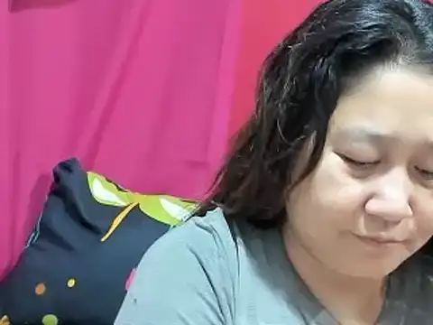 hotchubby88 online show from February 13, 2025, 9:38 pm