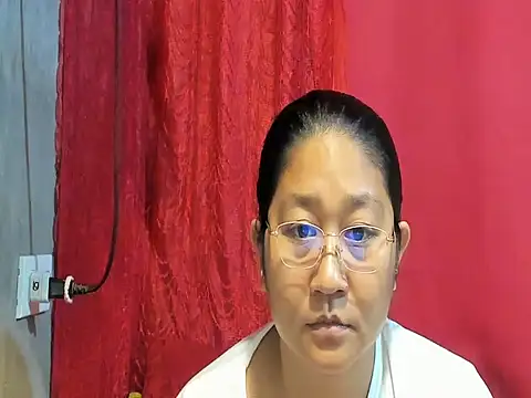 hotchubby88 online show from February 8, 2026, 4:54 am