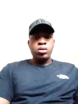 Snapshot of bosszonke123 chatting on February 23, 2025, 4:39 am bosszonke123 online show from February 23, 2025, 4:39 am