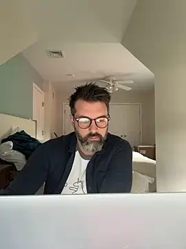 Snapshot of plaintreebull chatting on December 19, 2025, 5:26 pm plaintreebull online show from December 19, 2025, 5:26 pm