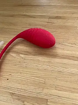 JUSTINEANGELA69 online show from April 28, 2026, 1:48 pm