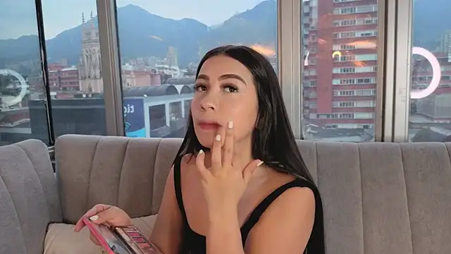 Snapshot of Ivanna_West chatting on March 16, 2026, 11:47 am Ivanna West online show from March 16, 2026, 11:47 am