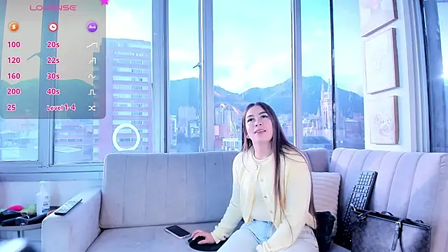 Snapshot of Ivanna_West chatting on July 27, 2026, 11:39 am Ivanna West online show from July 27, 2026, 11:39 am