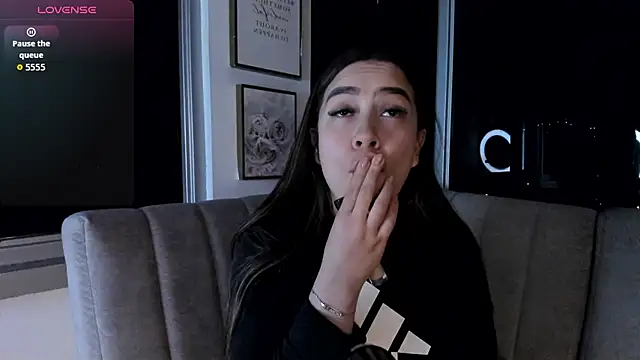 Snapshot of Ivanna_West chatting on June 26, 2026, 9:59 am Ivanna West online show from June 26, 2026, 9:59 am