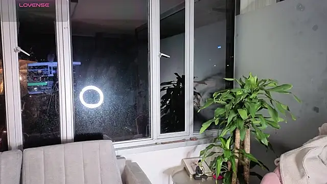 Snapshot of Ivanna_West chatting on February 13, 2026, 10:04 am Ivanna West online show from February 13, 2026, 10:04 am