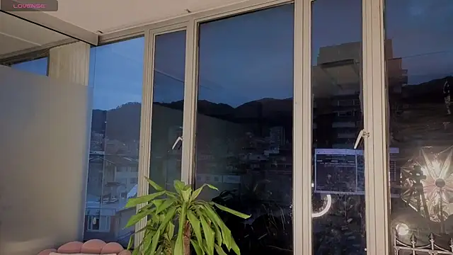 Ivanna West online show from October 16, 2025, 10:34 am