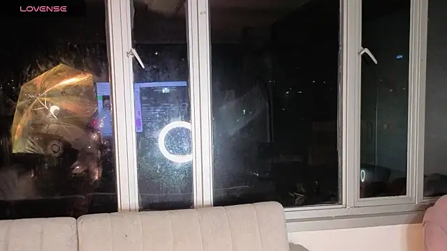 Snapshot of Ivanna_West chatting on March 11, 2026, 10:09 am Ivanna West online show from March 11, 2026, 10:09 am