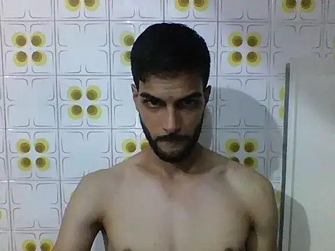 Gabrielteixeira120 online show from April 8, 2026, 8:43 pm