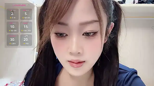 yueyue2003 online show from March 20, 2026, 12:28 pm