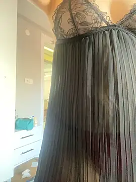 yasemintas online show from January 6, 2026, 9:13 am