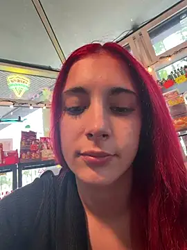 sexymelli18 online show from July 1, 2026, 10:37 am