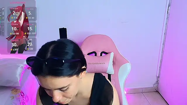 Snapshot of Peach_Rose_ chatting on March 31, 2026, 11:51 pm Peach Rose online show from March 31, 2026, 11:51 pm