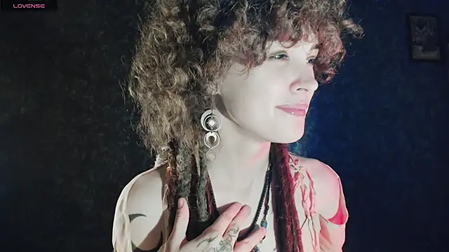 Snapshot of Dizer_clopy chatting on October 8, 2025, 4:40 pm Dizer clopy online show from October 8, 2025, 4:40 pm