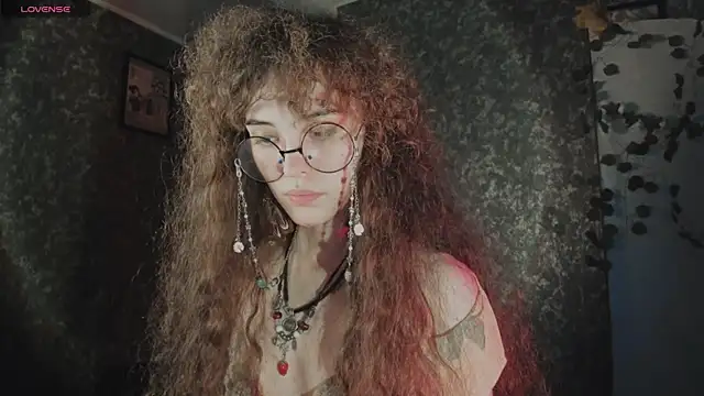 Snapshot of Dizer_clopy chatting on October 28, 2025, 3:11 pm Dizer clopy online show from October 28, 2025, 3:11 pm