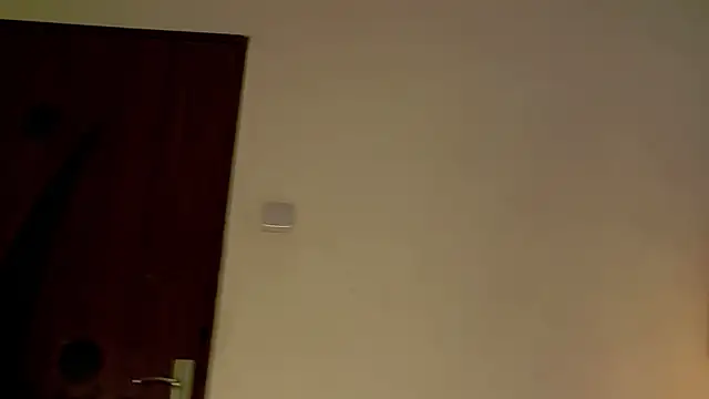Snapshot of Sophie-Rosenfeld chatting on May 14, 2026, 8:39 pm Sophie-Rosenfeld online show from May 14, 2026, 8:39 pm