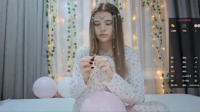 CarolinePepper online show from January 18, 2026, 2:31 pm