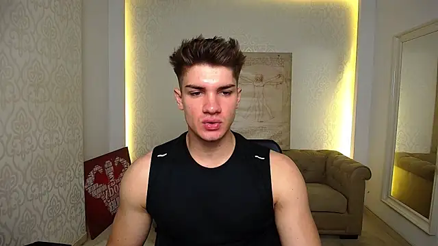 MaxKaiden online show from October 13, 2025, 5:42 am