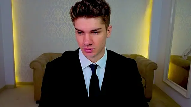 Snapshot of MaxKaiden chatting on May 24, 2026, 4:45 am MaxKaiden online show from May 24, 2026, 4:45 am