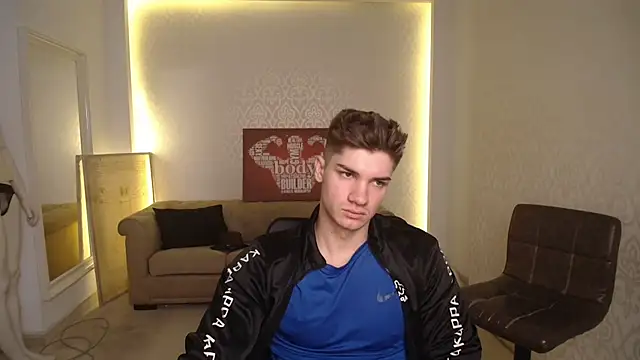 MaxKaiden online show from March 14, 2025, 6:21 am