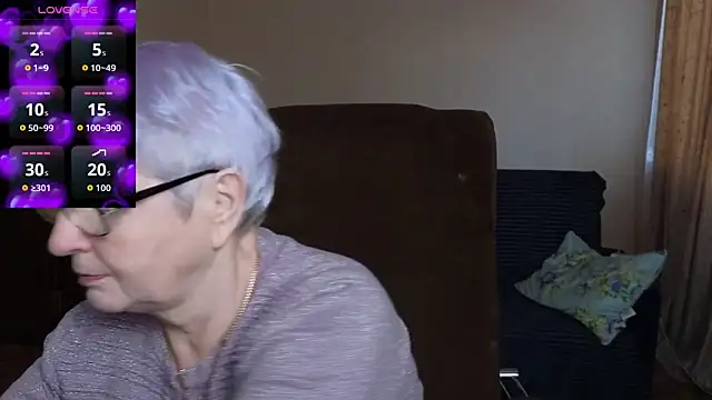 Sandra Snowflake online show from March 18, 2026, 3:53 am