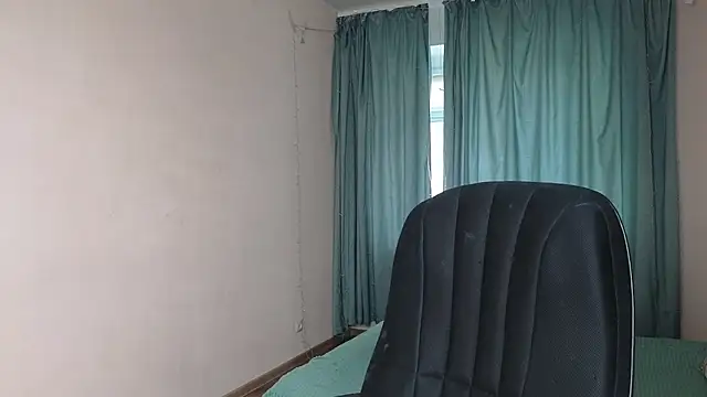 Sandra Snowflake online show from October 17, 2025, 12:07 pm