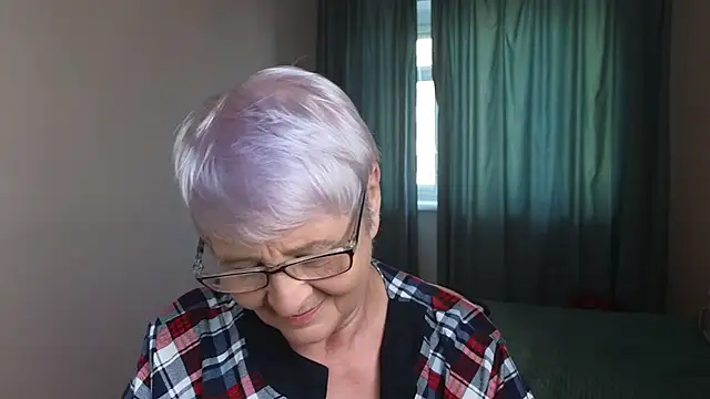 Sandra Snowflake online show from October 9, 2025, 11:55 am