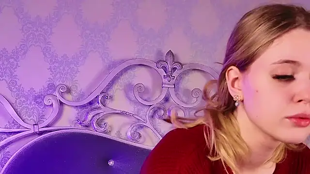 BECKI VRES online show from October 10, 2025, 9:15 pm