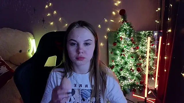 Snapshot of Dyna_bae chatting on December 2, 2025, 2:12 am Dyna bae online show from December 2, 2025, 2:12 am