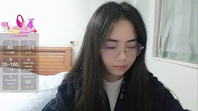 Lucy-xixi online show from February 15, 2026, 7:20 am